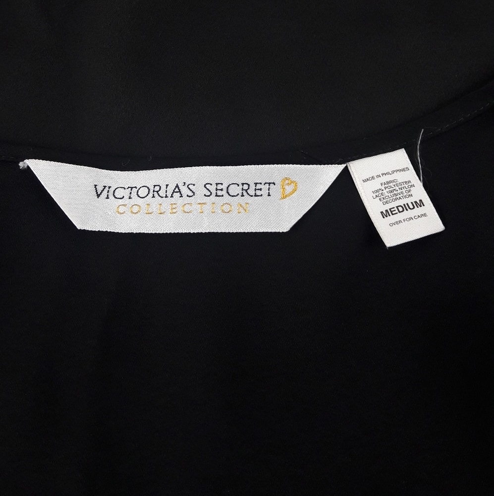 Victoria's Secret Collection Embroidered Robe - Picture 3 of 5